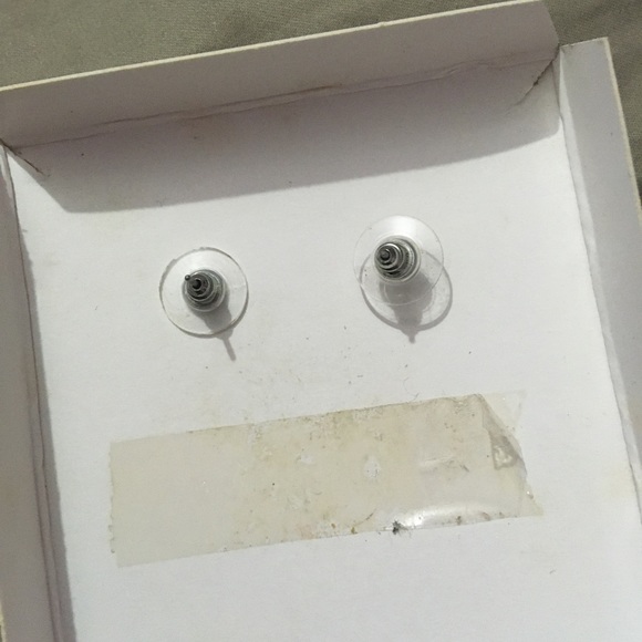 Forever New Pendant Set - Picture 4 of 11